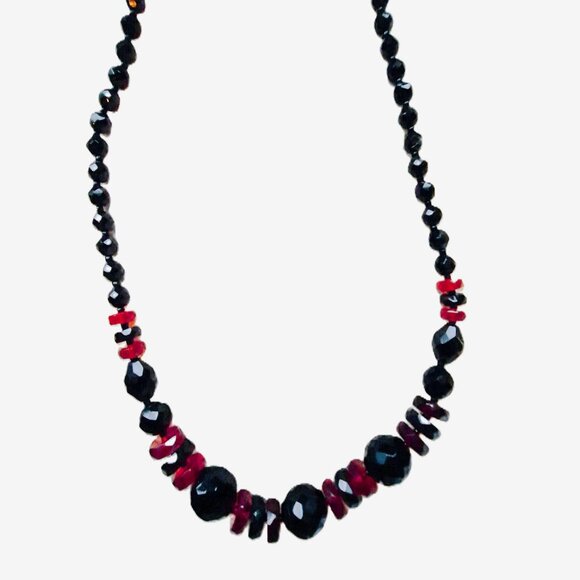 Vintage glass beads - Picture 1 of 3